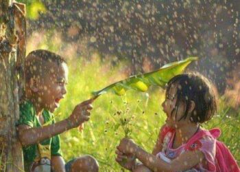 كَطِفلٍ مُرهَقٍ