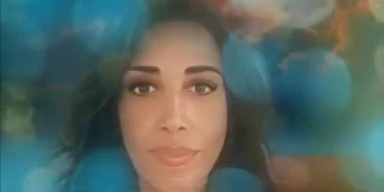 أيها العاشق …