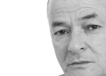 انا لم اكتب القصيدة هكذا