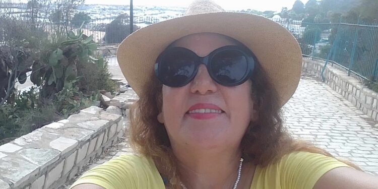 لا تتعجل اللقاء