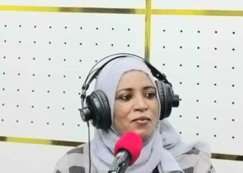 حزينة تماما كما جسدي …