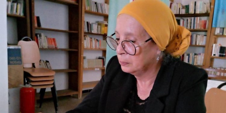 مــــرافـــئ …