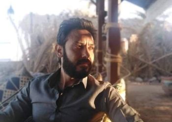 كان الشارعُ صحواً