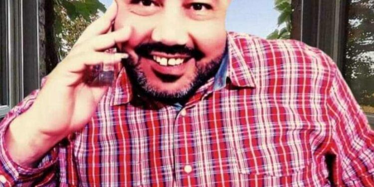 الورد قاعد يشتكي