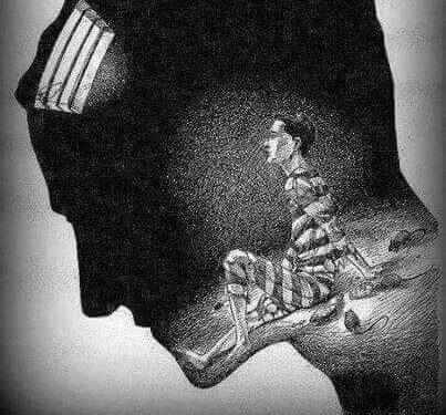 أحلام للبيع …