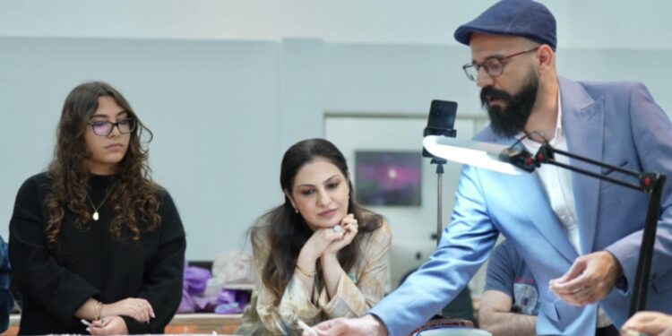 تجربة فنية مميزة في رحاب كلية الشارقة للفنون الشّارقة