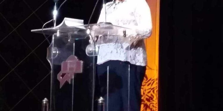 طفل انفلت مني