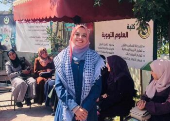 الغَرِيبُ …