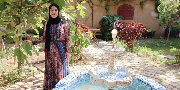 العقوق ونهب الحقوق