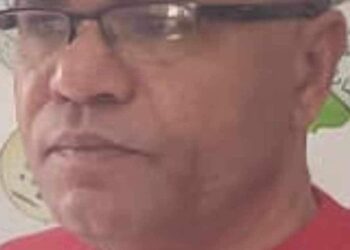 (ممنوع تحاول تفهم) قلمي لا يباع