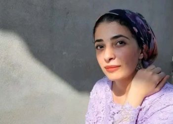 كم مضى وأنا بِحُلمٍ كالحقيقة