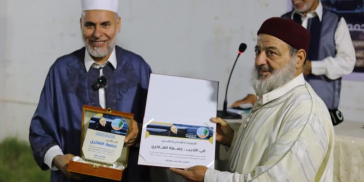 محاضرة ثقافية بمقر قبيلة الهوانه