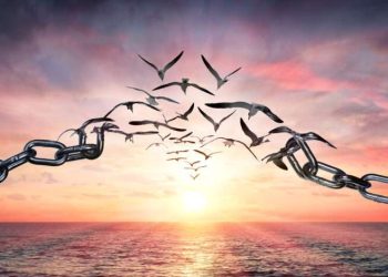 ترانيم الوجع… والحريّة