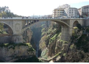 قسنطينة مدينة الجسور المعلّقة