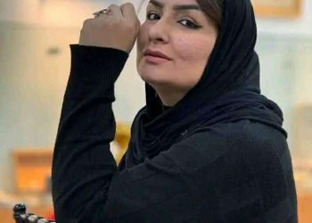 بأي وجه ستبقى الوردة …