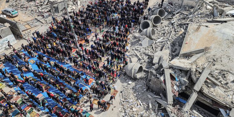 رمضان بين أمل مرتقب وألم الفقد في فلسطين،  سوريا والسّودان