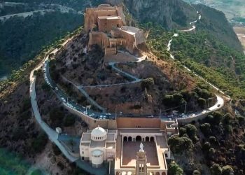 سانتاكروز وهران  معلم تاريخيّ وحكاية خلّدها الزّمن