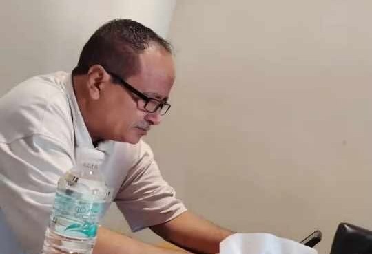 وجه أُمي في المرآة …