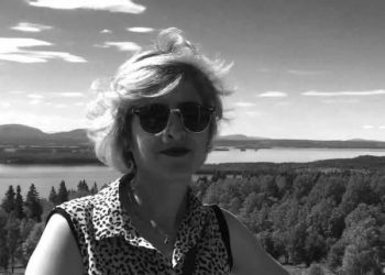 ظِلُّه في البئر عينٌ