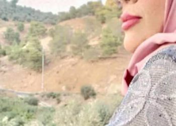  عزف على ماء يحترق