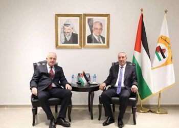 نائب الرئيس الفلسطيني يستقبل السفير الروسي   