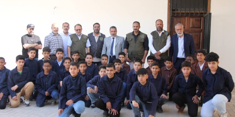 اختيار مدرسة خالد بن الوليد على اجمل مدرسة الاصحاء البيئي بمدينة بنغازى