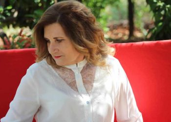 الدّينُ هو الضّمير 