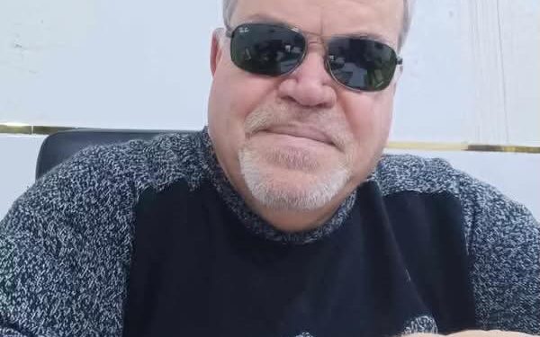 العاشقة الشّمطاء والصّديق الطّيّب …