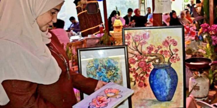 عماد مصطفى يكتب معرض المشغولات اليدويّة تحت عنوان من القلب للقلب.