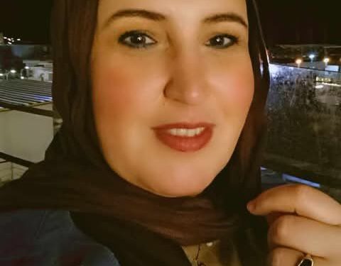 مدهشُ ظِلِّي على فَمِ التِّينِ …