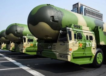 الصين تكشف عن قنبلة حرارية خارقة تحوّل المعركة إلى جحيم