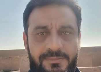 غادرتني نجومي عاجلةً …