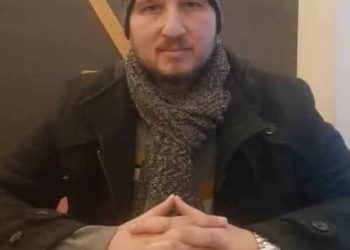 من ديوان (بعدئذٍ قد تنجو المُصافَحات) أغنية ثانية لباب توما..