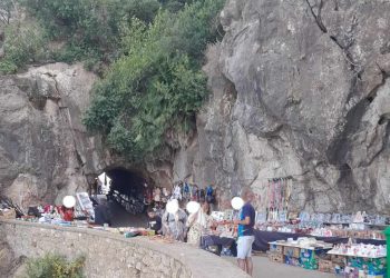 بجاية وكاب كاربون وجهتان سياحيتان رائعتان في الجزائر