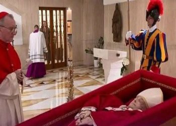 الفاتيكان يحدد موعد مراسم وداع البابا فرنسيس …