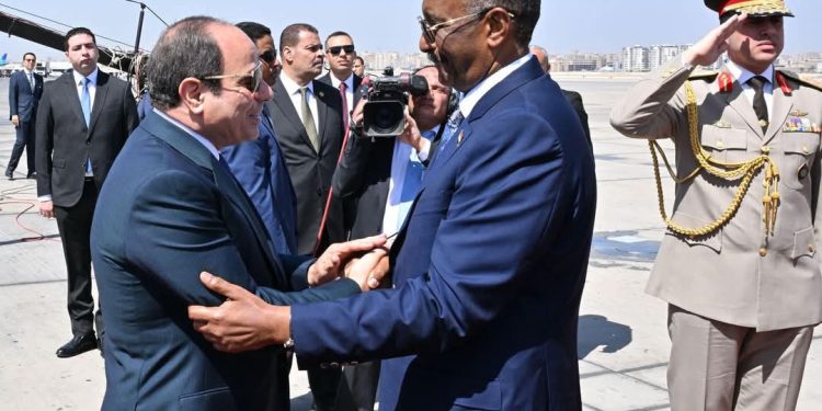 السيسى يستقبل اليوم رئيس مجلس السيادة السوداني.،