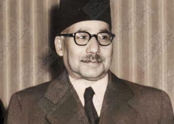 الأستاذ زكي المهندس عميد كلية دار العلوم