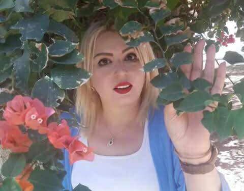 سأمشي غدًا خلف صوتي