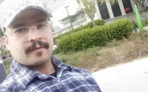 إمرأةٌ مزيّفة