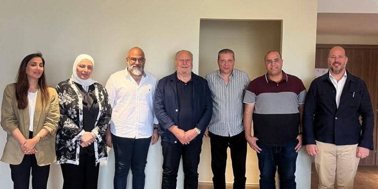 لقاء من القلب مع الملك السابق أحمد فؤاد الثاني ..