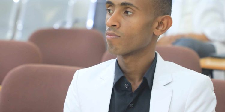 محمد نبراس العميسي يكتب حين يؤمن المدير بأن الإنسان هو البداية