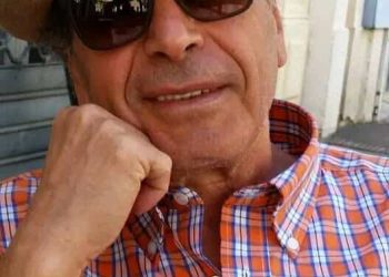 لا رصيفَ ينتظره هنا 