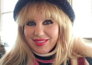 طلبتُ منه أُستاذًا