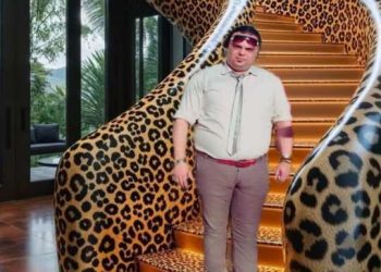 أنا صوت مخنوق