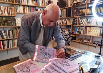 الكاتب الليبي أحمد عبدالسلام مازن “هناك ارتباط وثيق وتطابق بين اساليب الشعر الفصيح والشعر الشعبي من حيث التشبيهات والاستعارات