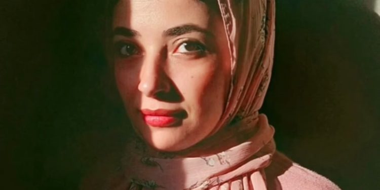 رأيتُ دَمًا واضحًا …