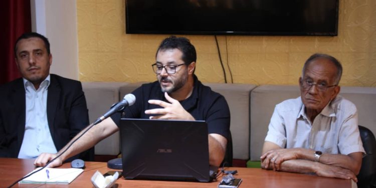 رابطة الأدباء والكتاب الليبيين بنغازي تقيم محاضرة ثقافية 