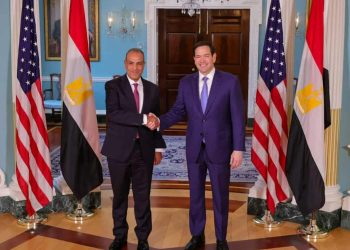 وزير الخارجية والهجرة يلتقي وزير الخارجية الأمريكي 