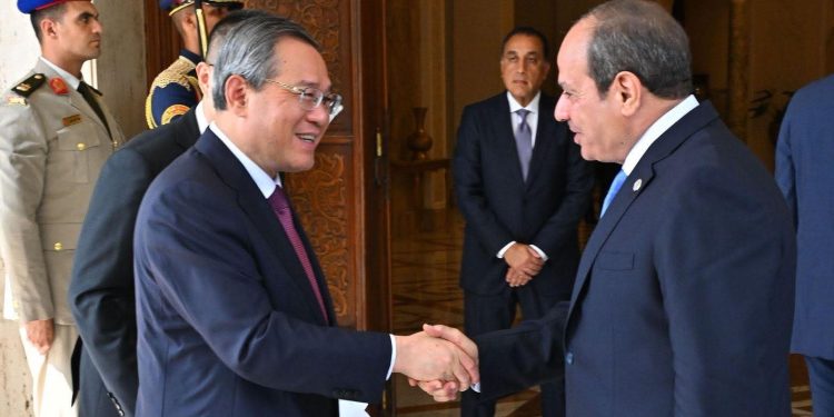 السيسي يستقبل اليوم السيد“لي تشيانج”رئيس مجلس الدولة الصيني …