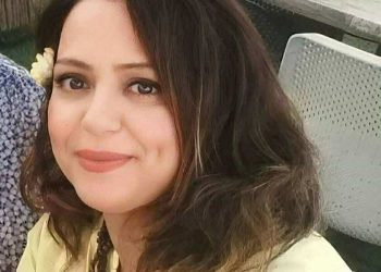 أنا مَوْجود حتَّى في نَجْد …